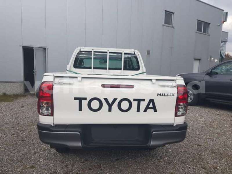 Big with watermark toyota hilux estuaire libreville 6131