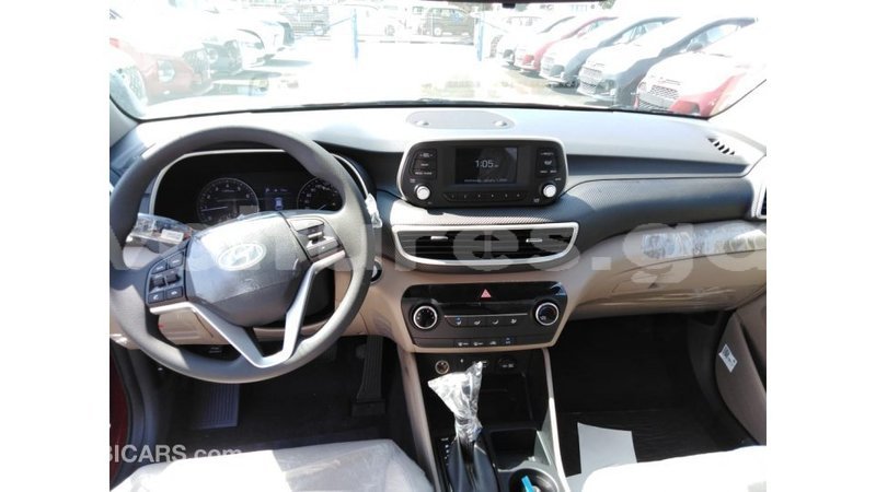 Big with watermark hyundai tucson estuaire import dubai 6136