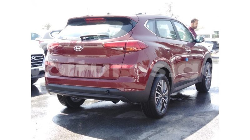 Big with watermark hyundai tucson estuaire import dubai 6136