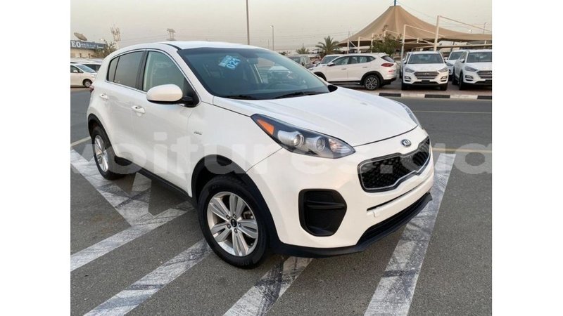 Big with watermark kia sportage estuaire import dubai 6137