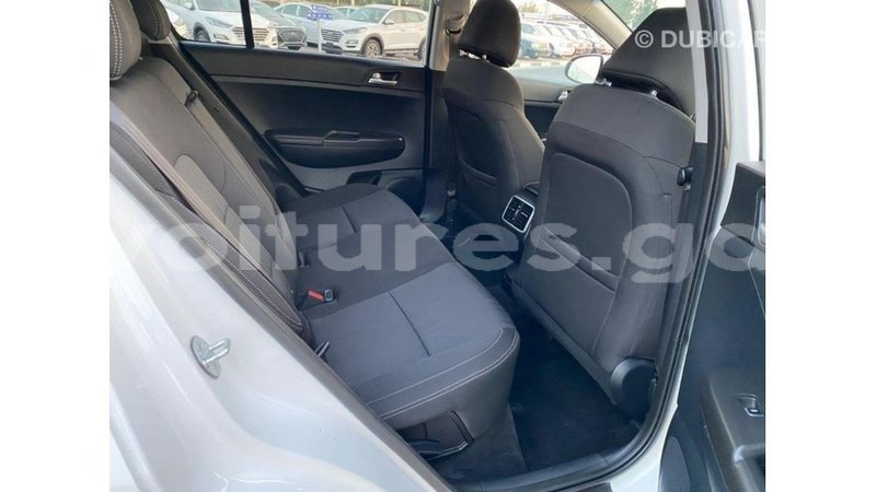 Big with watermark kia sportage estuary import dubai 6137