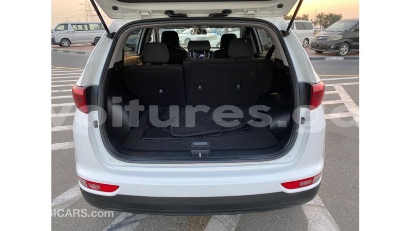 Big with watermark kia sportage estuary import dubai 6137