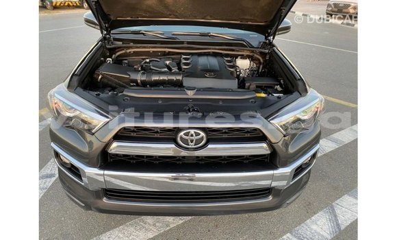 Acheter Import Utilitaire Toyota HiAce Autre à Import - Dubai, Estuaire Acheter Import Utilitaire Toyota HiAce Autre à Import - Dubai, Estuaire