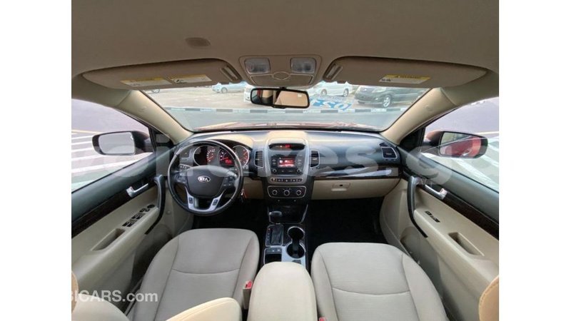 Big with watermark kia sorento estuaire import dubai 6139