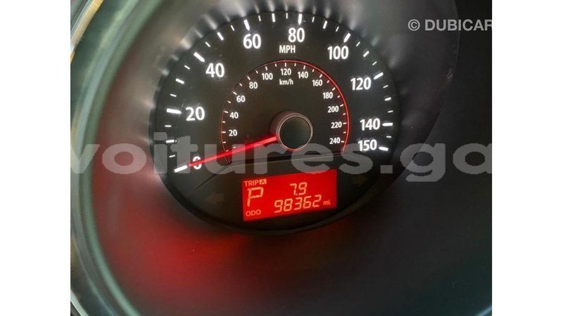 Big with watermark kia sorento estuaire import dubai 6140