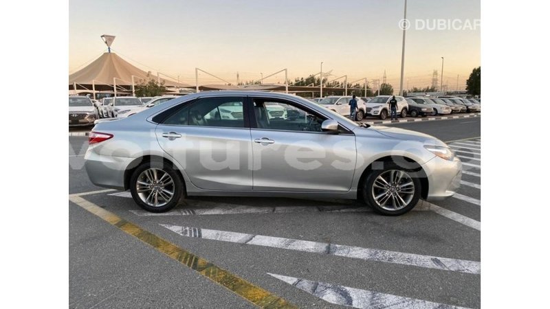 Big with watermark toyota camry estuaire import dubai 6141