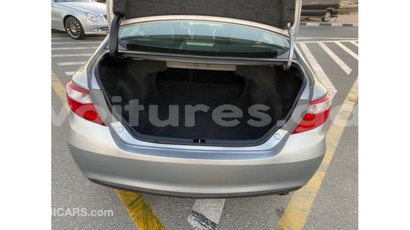 Big with watermark toyota camry estuaire import dubai 6141