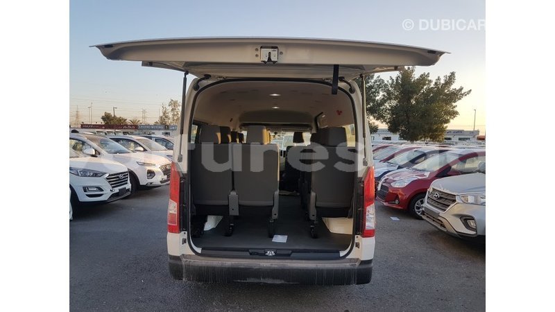 Big with watermark toyota hiace estuaire import dubai 6146