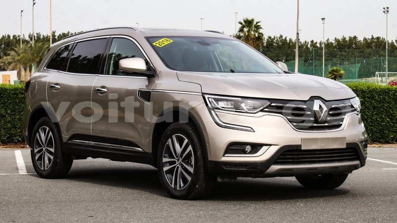 Big with watermark renault koleos estuaire import dubai 6151