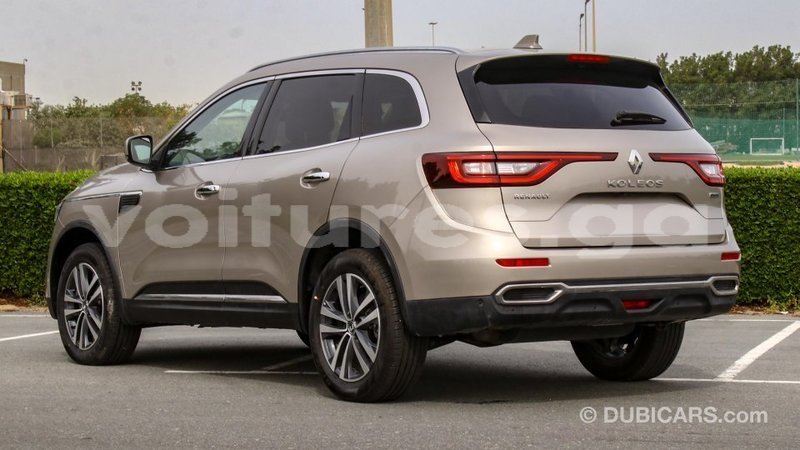 Big with watermark renault koleos estuaire import dubai 6151