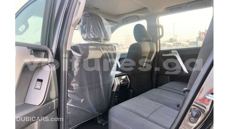 Big with watermark toyota prado estuaire import dubai 6153