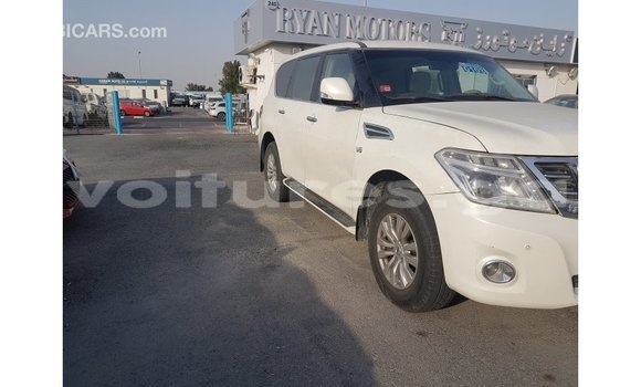 Acheter Import Voiture Nissan Patrol Blanc à Import - Dubai, Estuaire Acheter Import Voiture Nissan Patrol Blanc à Import - Dubai, Estuaire