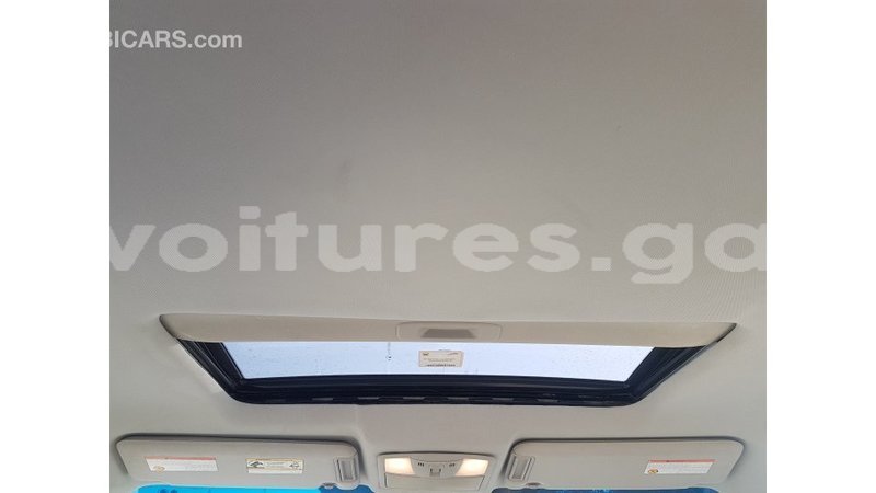 Big with watermark nissan patrol estuaire import dubai 6155