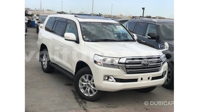 Big with watermark toyota land cruiser estuaire import dubai 6156