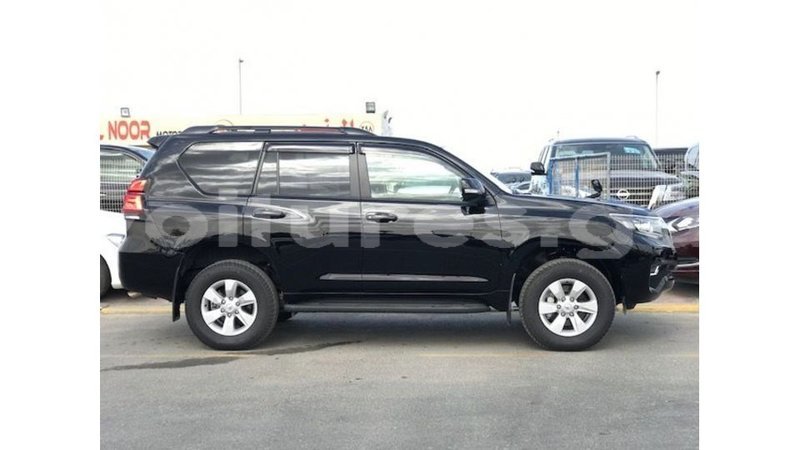 Big with watermark toyota prado estuaire import dubai 6157