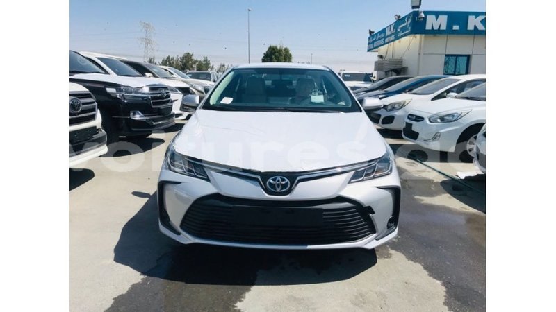 Big with watermark toyota corolla estuaire import dubai 6164