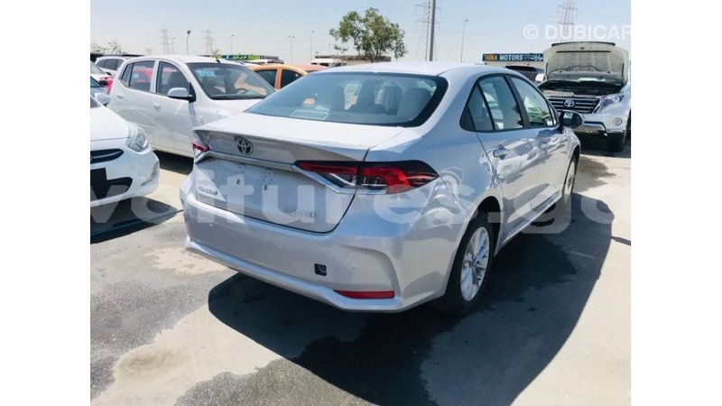 Big with watermark toyota corolla estuaire import dubai 6164