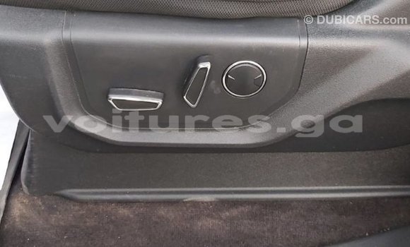 Acheter Import Voiture Ford V8 Noir à Import - Dubai, Estuaire Acheter Import Voiture Ford V8 Noir à Import - Dubai, Estuaire