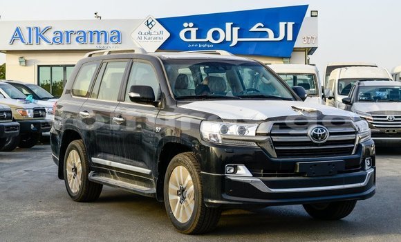 Acheter Import Voiture Toyota Land Cruiser Noir à Import - Dubai, Estuaire Acheter Import Voiture Toyota Land Cruiser Noir à Import - Dubai, Estuaire