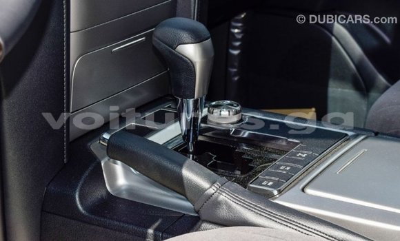 Acheter Import Voiture Toyota Land Cruiser Noir à Import - Dubai, Estuaire Acheter Import Voiture Toyota Land Cruiser Noir à Import - Dubai, Estuaire