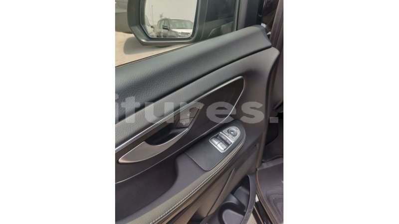 Big with watermark mercedes benz 250 estuaire import dubai 6178