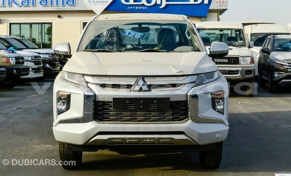 Acheter Import Voiture Mitsubishi L200 Blanc à Import - Dubai, Estuaire Acheter Import Voiture Mitsubishi L200 Blanc à Import - Dubai, Estuaire