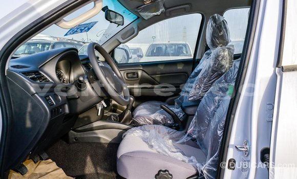 Acheter Import Voiture Mitsubishi L200 Blanc à Import - Dubai, Estuaire Acheter Import Voiture Mitsubishi L200 Blanc à Import - Dubai, Estuaire