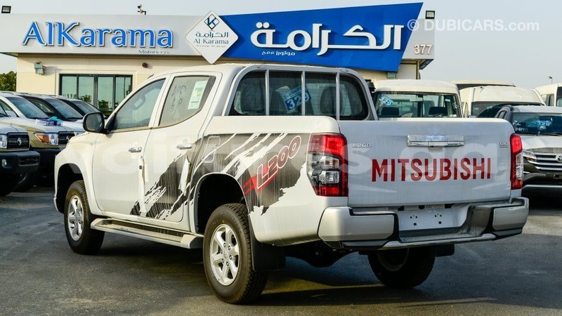 Big with watermark mitsubishi l200 estuaire import dubai 6179