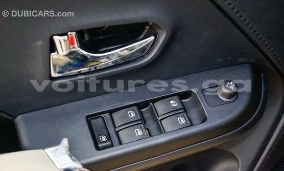 Acheter Import Voiture Toyota Rush Marron à Import - Dubai, Estuaire Acheter Import Voiture Toyota Rush Marron à Import - Dubai, Estuaire