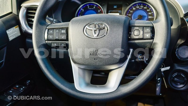 Big with watermark toyota hilux estuaire import dubai 6181