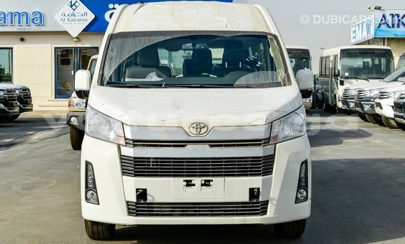 Acheter Import Voiture Toyota Hiace Blanc à Import - Dubai, Estuaire Acheter Import Voiture Toyota Hiace Blanc à Import - Dubai, Estuaire