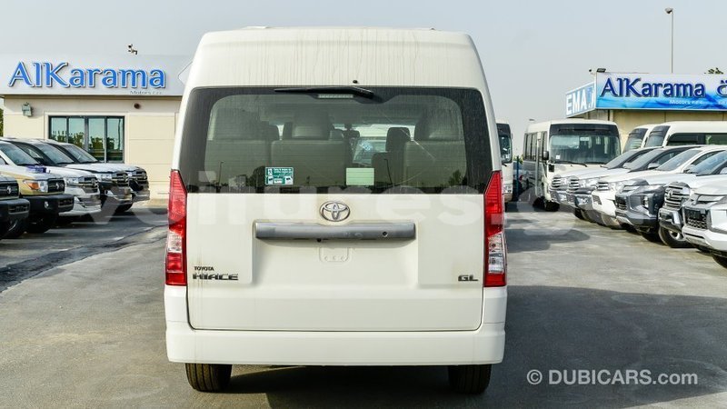 Big with watermark toyota hiace estuaire import dubai 6182