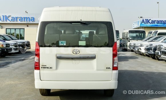 Acheter Import Voiture Toyota Hiace Blanc à Import - Dubai, Estuaire Acheter Import Voiture Toyota Hiace Blanc à Import - Dubai, Estuaire