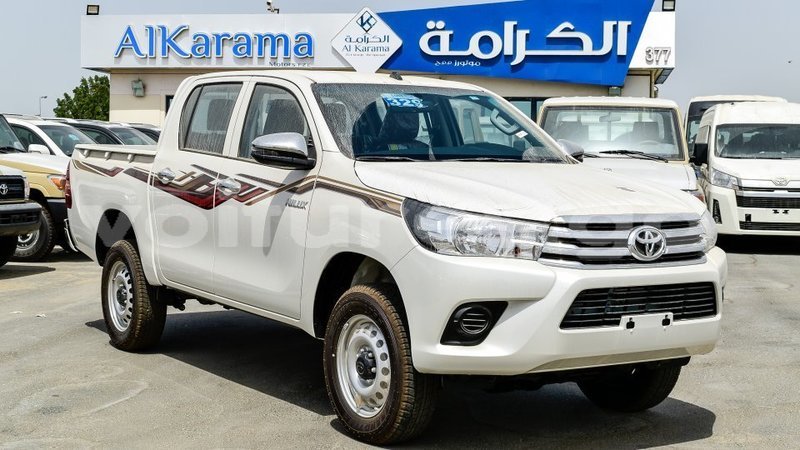 Big with watermark toyota hilux estuaire import dubai 6185