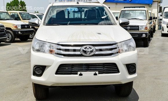 Acheter Import Voiture Toyota Hilux Blanc à Import - Dubai, Estuaire Acheter Import Voiture Toyota Hilux Blanc à Import - Dubai, Estuaire