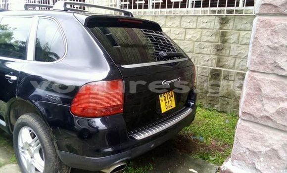 Acheter Occasion Voiture Porsche Cayenne Noir à Libreville, Estuaire Acheter Occasion Voiture Porsche Cayenne Noir à Libreville, Estuaire