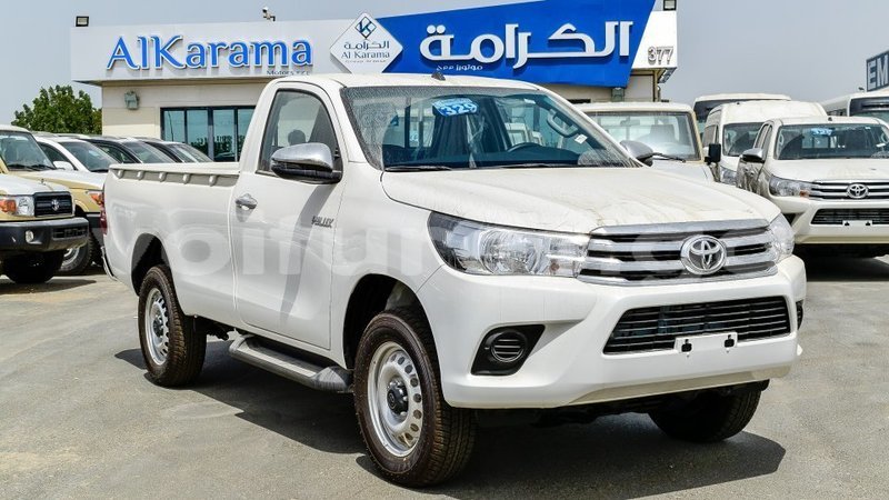 Big with watermark toyota hilux estuaire import dubai 6186