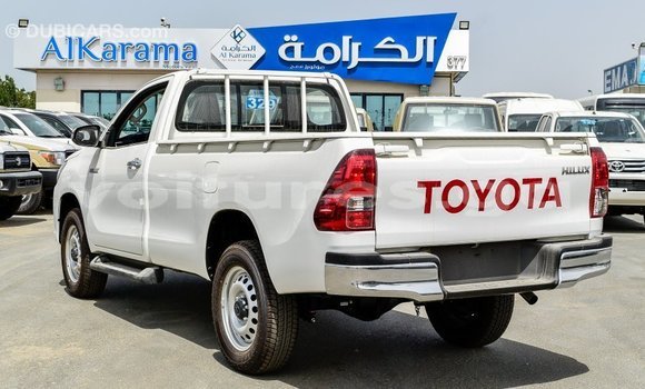 Acheter Import Voiture Toyota Hilux Blanc à Import - Dubai, Estuaire Acheter Import Voiture Toyota Hilux Blanc à Import - Dubai, Estuaire
