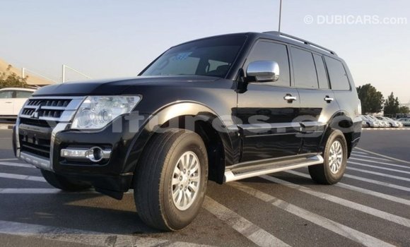 Acheter Import Voiture Mitsubishi Pajero Noir à Import - Dubai, Estuaire Acheter Import Voiture Mitsubishi Pajero Noir à Import - Dubai, Estuaire