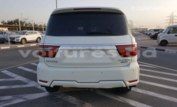 Acheter Import Voiture Nissan Patrol Blanc à Import - Dubai, Estuaire Acheter Import Voiture Nissan Patrol Blanc à Import - Dubai, Estuaire