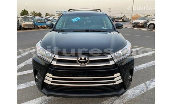 Acheter Import Voiture Toyota Highlander Noir à Import - Dubai, Estuaire Acheter Import Voiture Toyota Highlander Noir à Import - Dubai, Estuaire