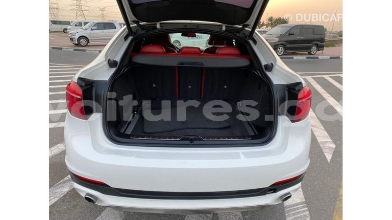 Big with watermark bmw x6 estuaire import dubai 6196