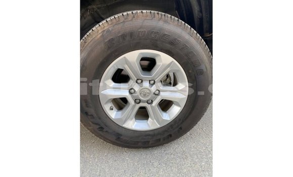 Acheter Import Utilitaire Toyota HiAce Blanc à Import - Dubai, Estuaire Acheter Import Utilitaire Toyota HiAce Blanc à Import - Dubai, Estuaire