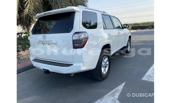 Acheter Import Utilitaire Toyota HiAce Blanc à Import - Dubai, Estuaire Acheter Import Utilitaire Toyota HiAce Blanc à Import - Dubai, Estuaire