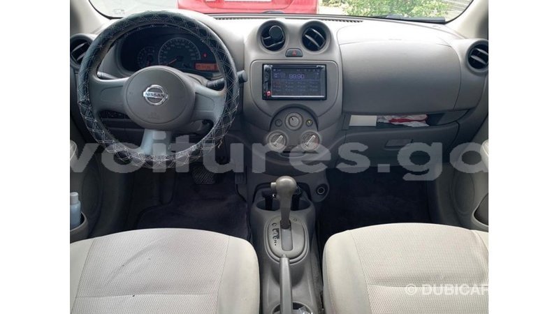 Big with watermark nissan sunny estuaire import dubai 6205