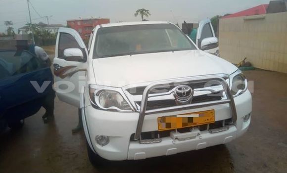 Acheter Occasion Voiture Toyota Hilux Blanc à Libreville, Estuaire Acheter Occasion Voiture Toyota Hilux Blanc à Libreville, Estuaire