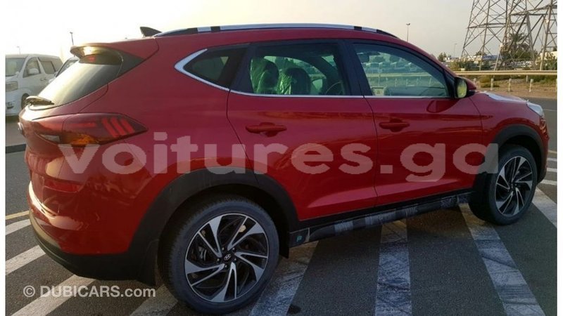 Big with watermark hyundai tucson estuaire import dubai 6207