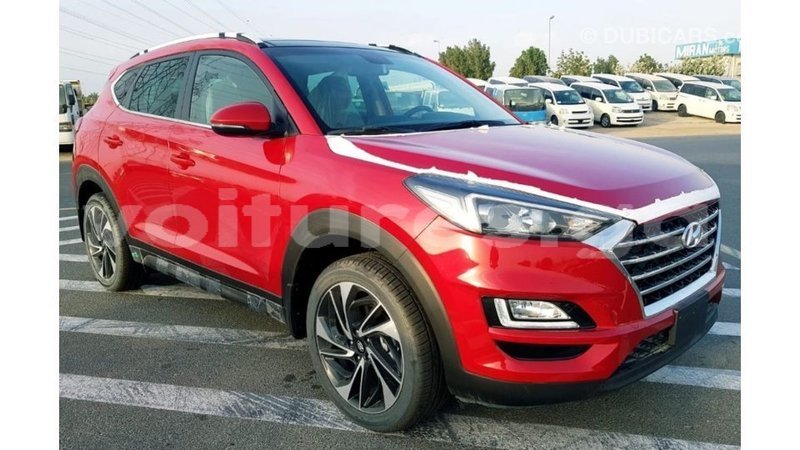 Big with watermark hyundai tucson estuaire import dubai 6207