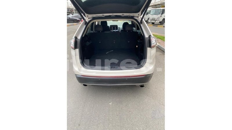 Big with watermark ford edge estuaire import dubai 6212