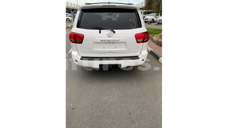 Big with watermark toyota sequoia estuaire import dubai 6213